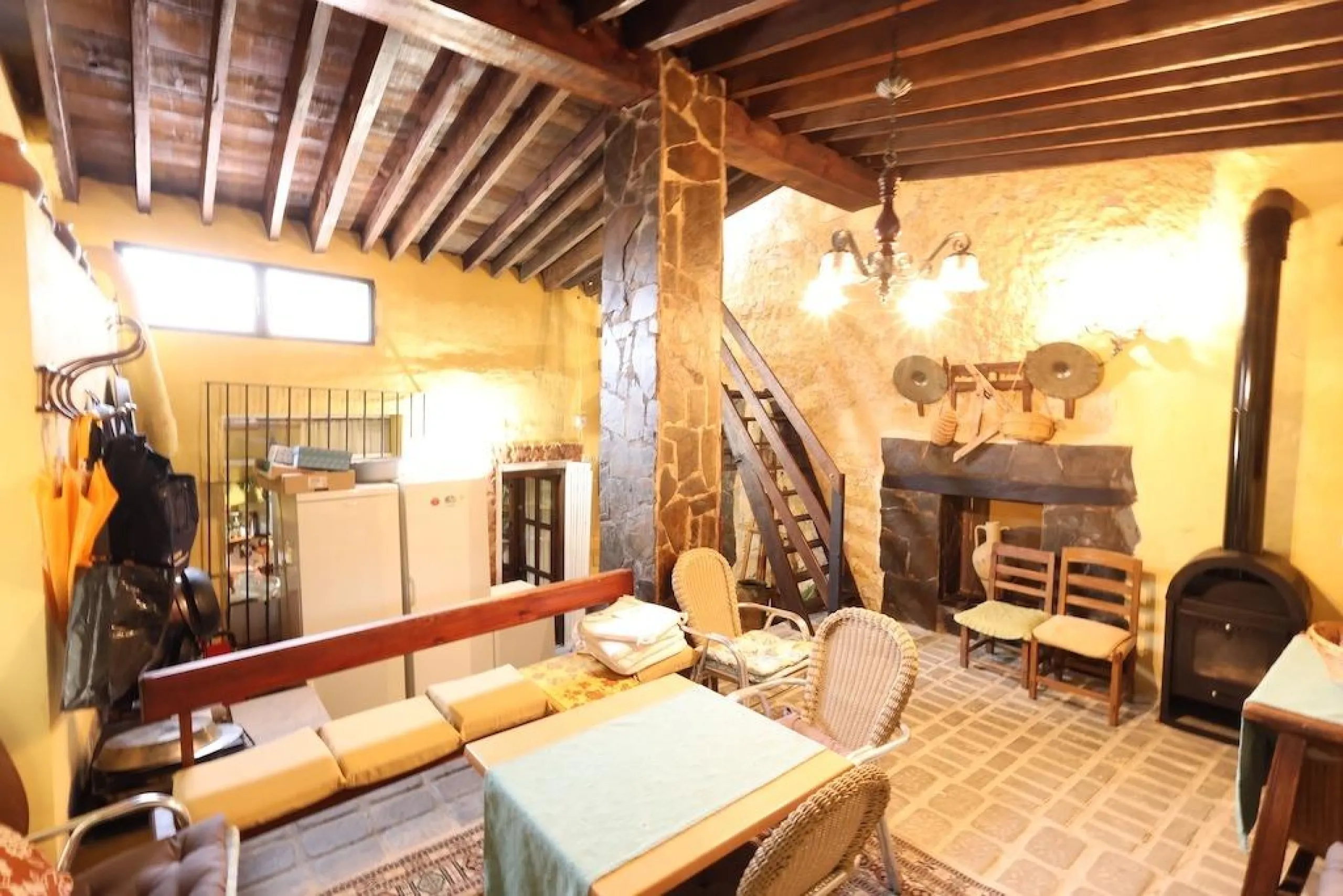 CASA INDEPENDIENTE EN FORTUNA (Murcia) JUNTO AL PARQUE NATURAL DE LA GARAPACHA CON 439 M2 DE PARCELA. 5 DORM. 3 BAÑOS.