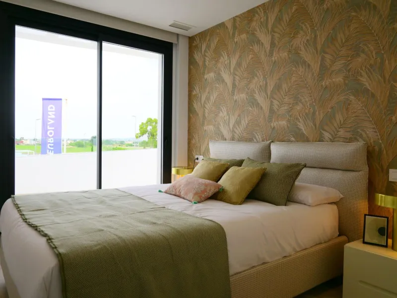 EXCLUSIVIDAD Y BIENESTAR: VILLA CON JARDÍN Y GARAJE PRIVADO