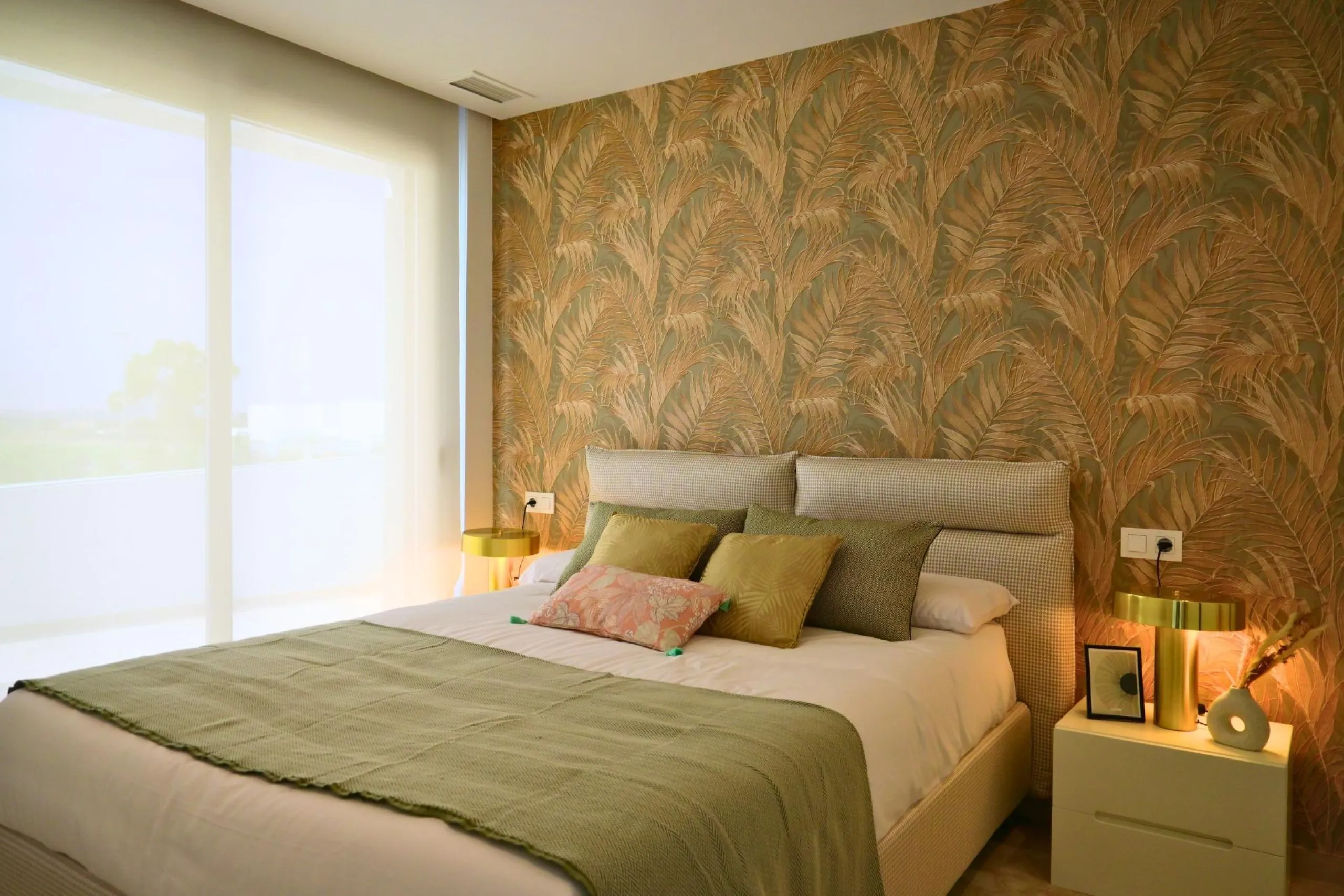 EXCLUSIVIDAD Y BIENESTAR: VILLA CON JARDÍN Y GARAJE PRIVADO