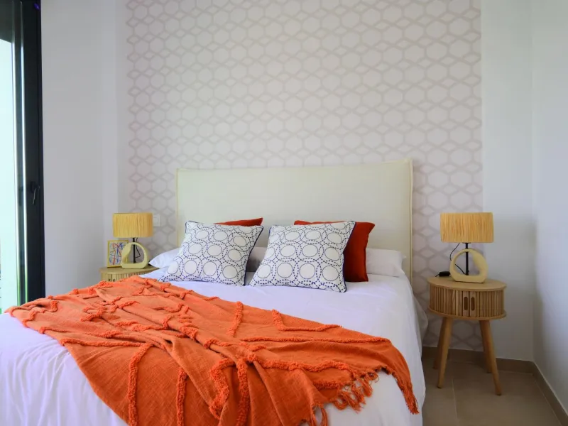 EXCLUSIVIDAD Y BIENESTAR: VILLA CON JARDÍN Y GARAJE PRIVADO