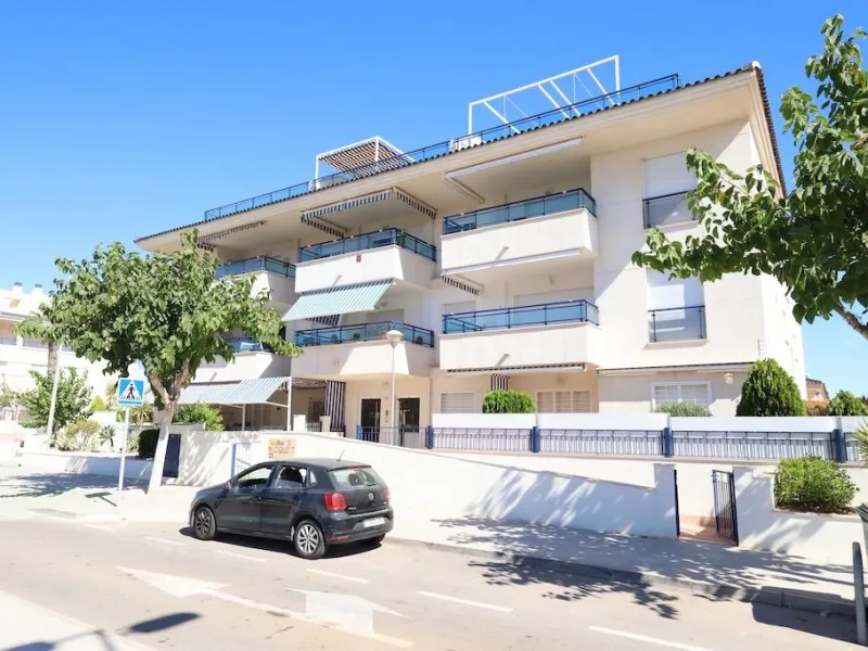 Mil Palmeras – Penthouse with Sea Views Just 150 Meters from the Beach