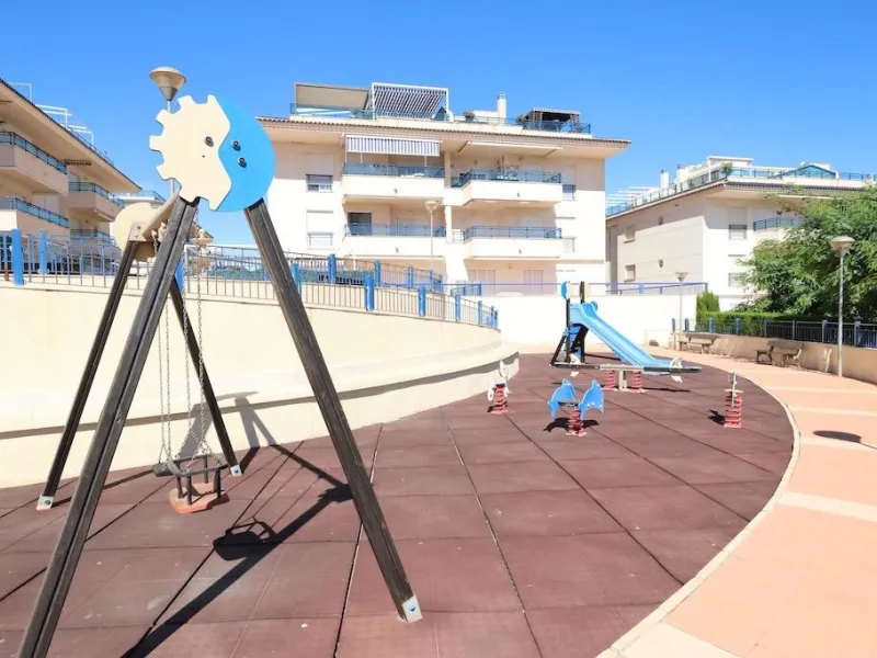 Mil Palmeras – Penthouse with Sea Views Just 150 Meters from the Beach