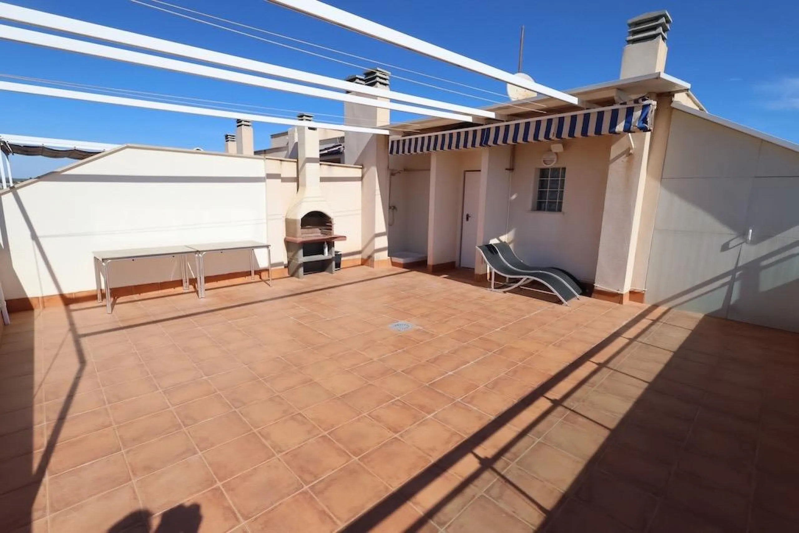 Mil Palmeras – Penthouse with Sea Views Just 150 Meters from the Beach