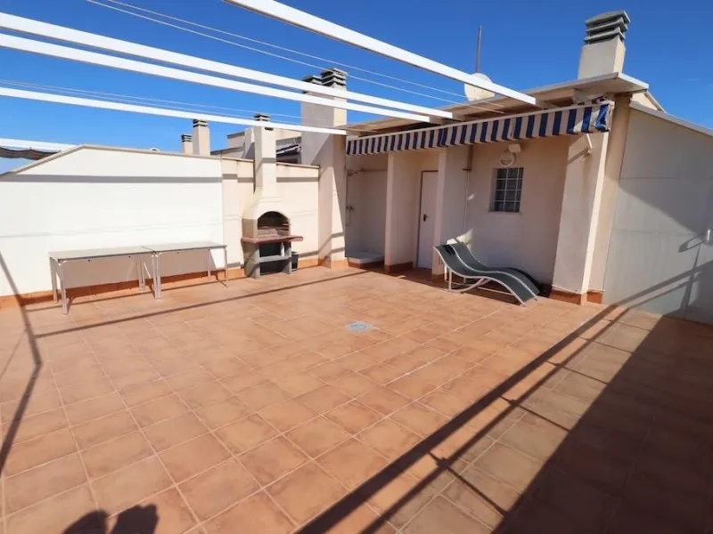 Mil Palmeras – Penthouse with Sea Views Just 150 Meters from the Beach