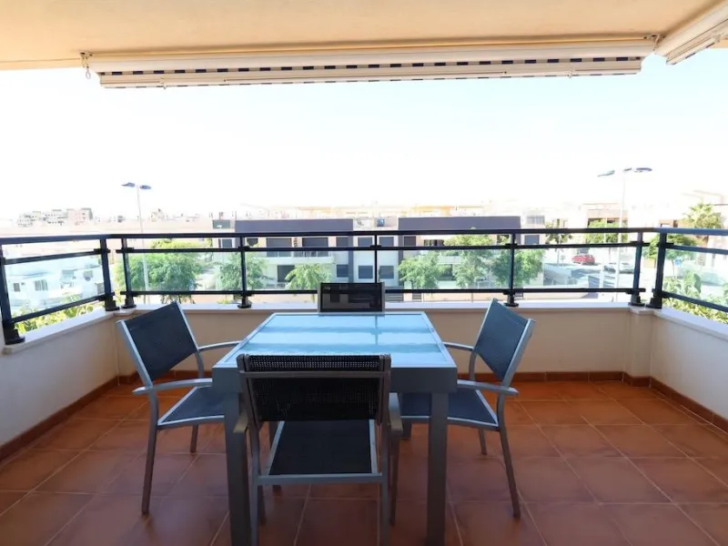 Mil Palmeras – Penthouse with Sea Views Just 150 Meters from the Beach