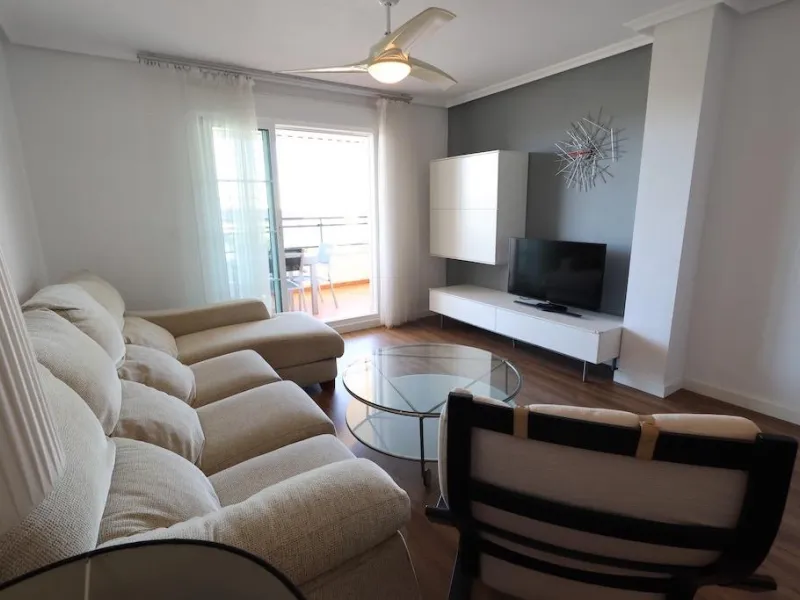 Mil Palmeras – Penthouse with Sea Views Just 150 Meters from the Beach