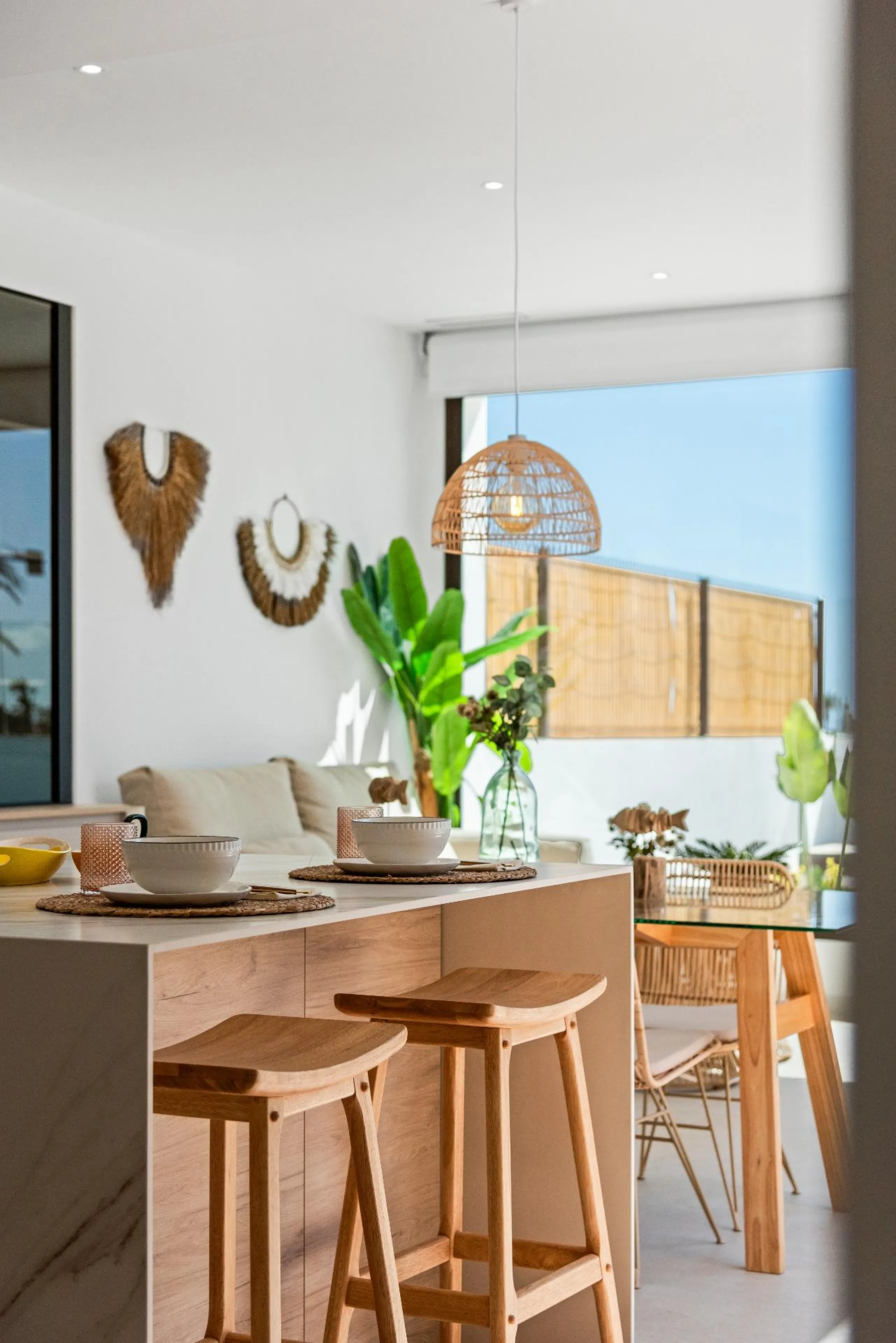NEW BUILD VILLA IN LOS ALCÁZARES WITH VIEWS TO MAR MENOR. WITH PRIVATE POOL AND PARKING. 3 BEDROOMS. 2 BATHROOMS. PLOT 297 M2.