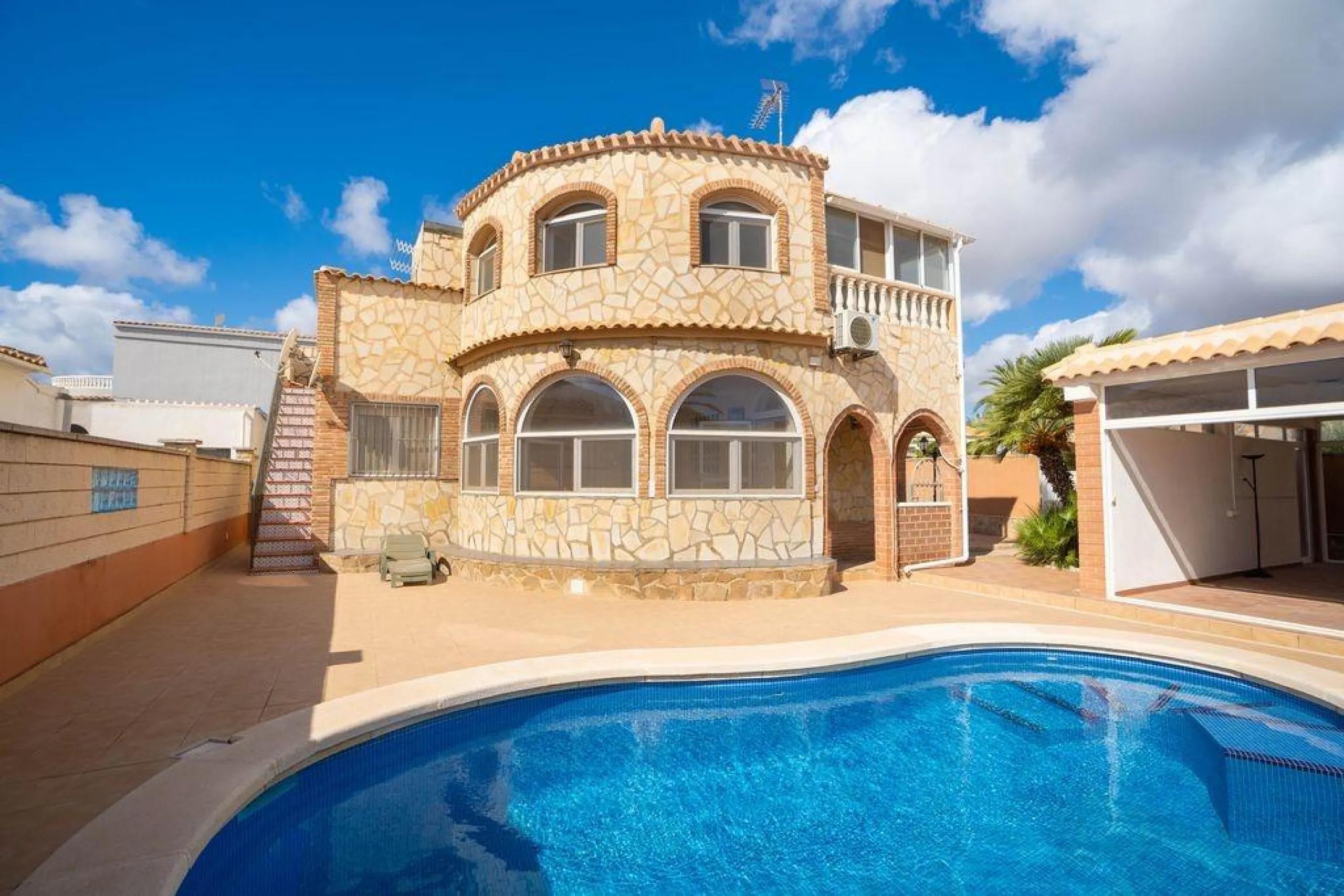 🏡 Oportunidad única en Orihuela Costa – La Florida