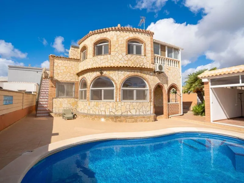 🏡 Oportunidad única en Orihuela Costa – La Florida