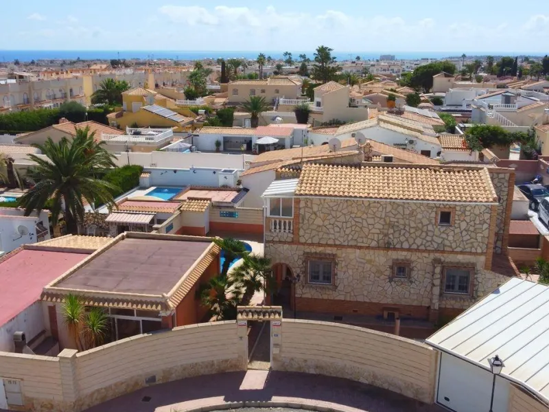 🏡 Oportunidad única en Orihuela Costa – La Florida