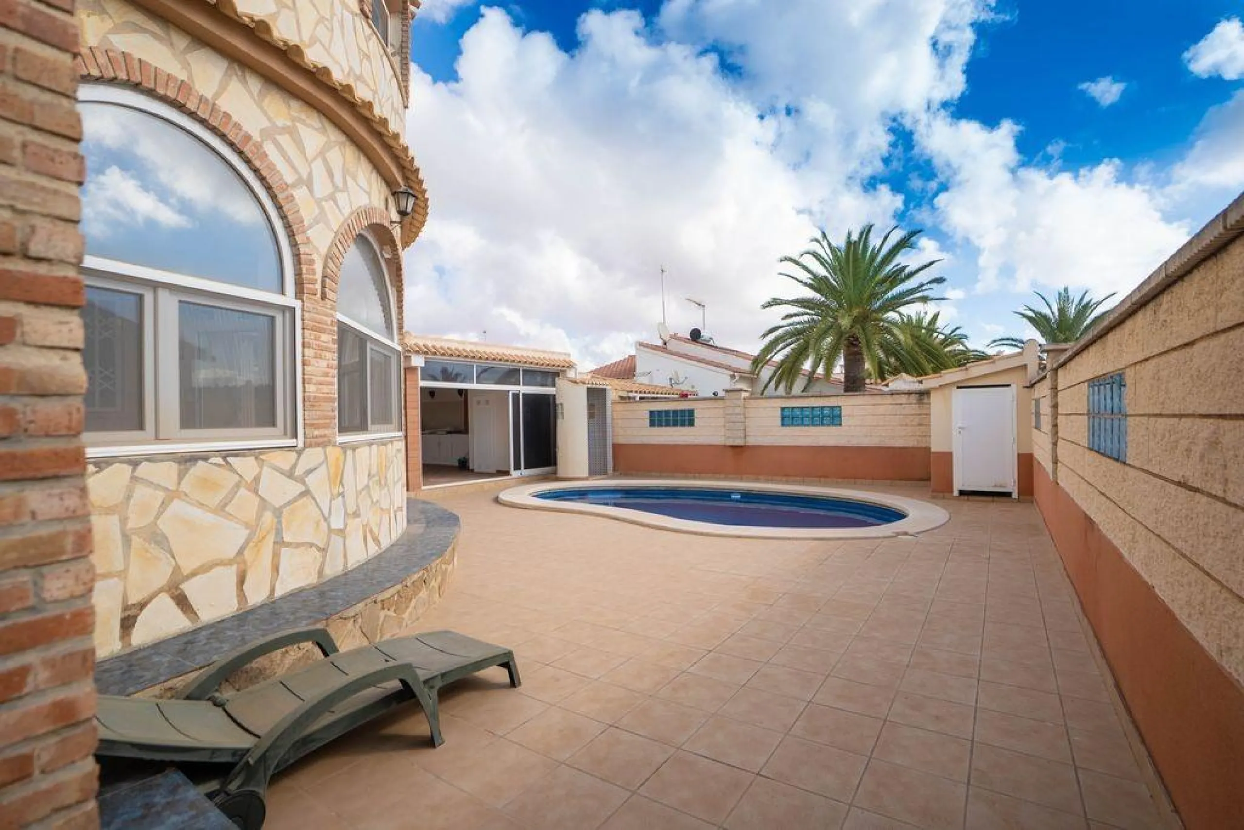 🏡 Oportunidad única en Orihuela Costa – La Florida