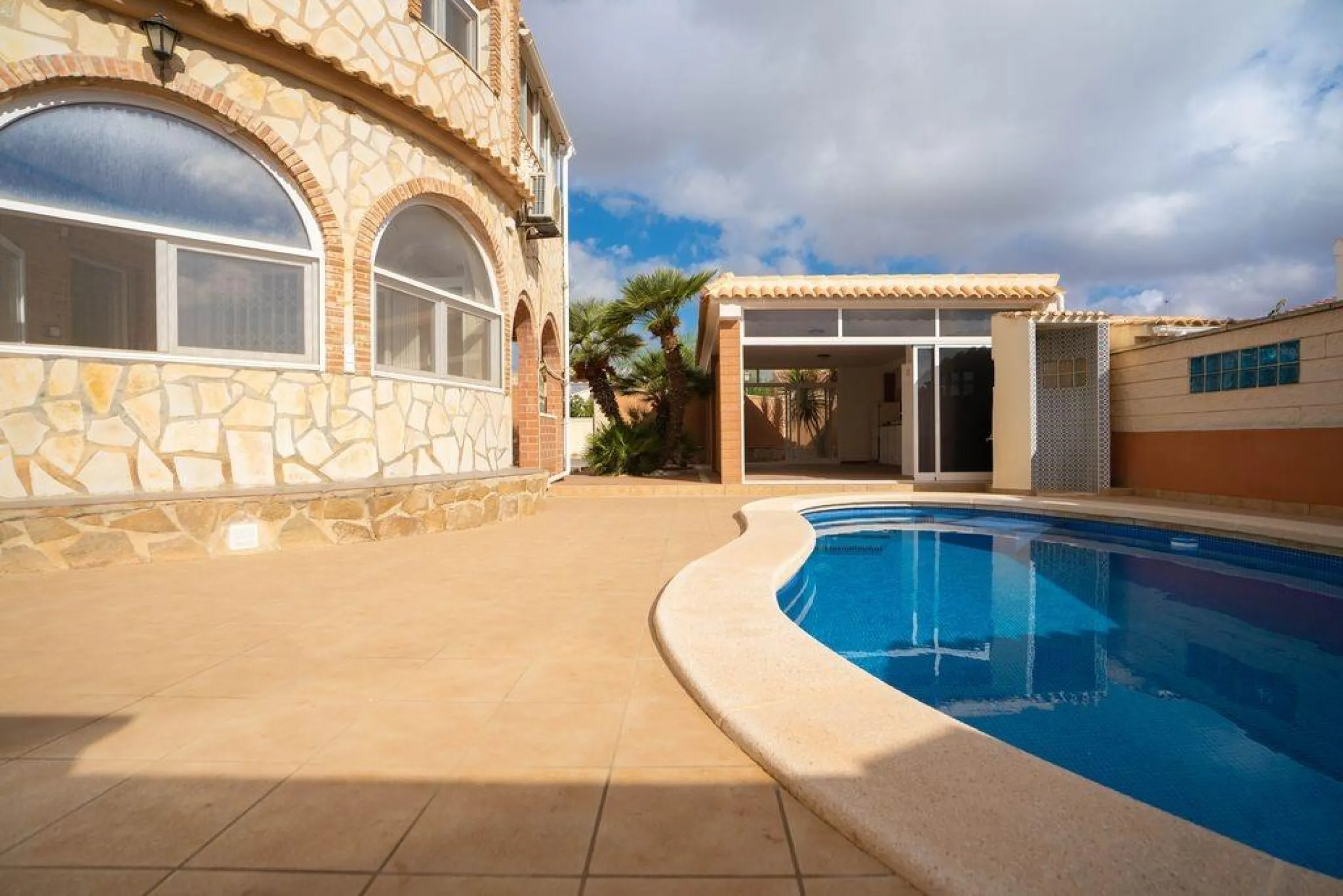 🏡 Oportunidad única en Orihuela Costa – La Florida