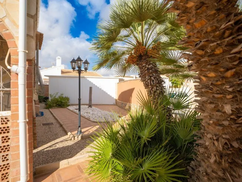 🏡 Oportunidad única en Orihuela Costa – La Florida