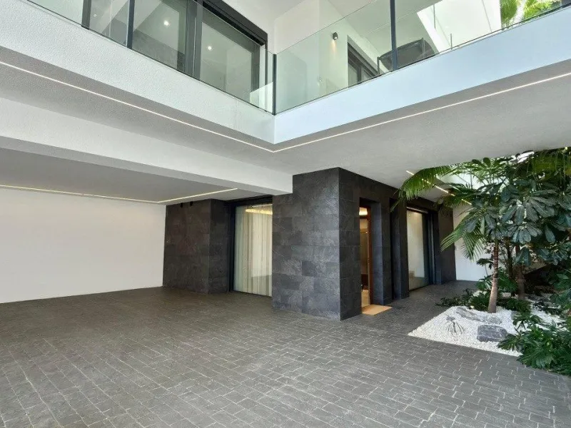 Villa de lujo en la prestigiosa zona de Finestrat