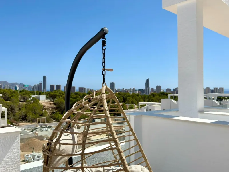 Penthouse de Élite en Mirador Hills Resort, Finestrat — ¡Vida en la Cima!