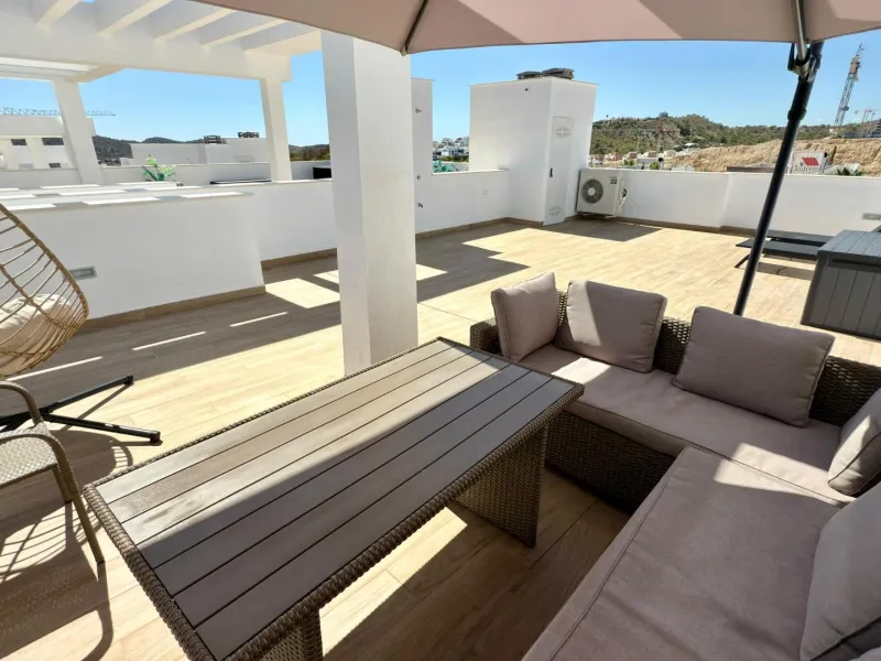 Penthouse de Élite en Mirador Hills Resort, Finestrat — ¡Vida en la Cima!