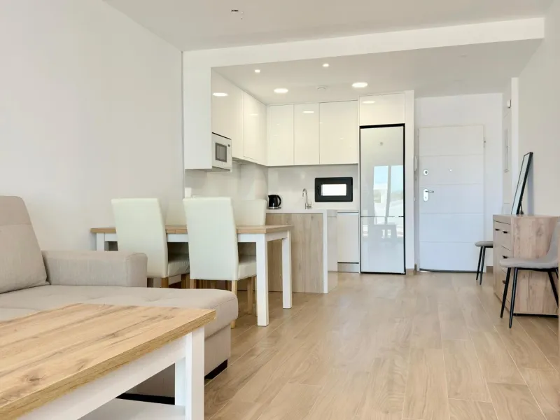 Penthouse de Élite en Mirador Hills Resort, Finestrat — ¡Vida en la Cima!