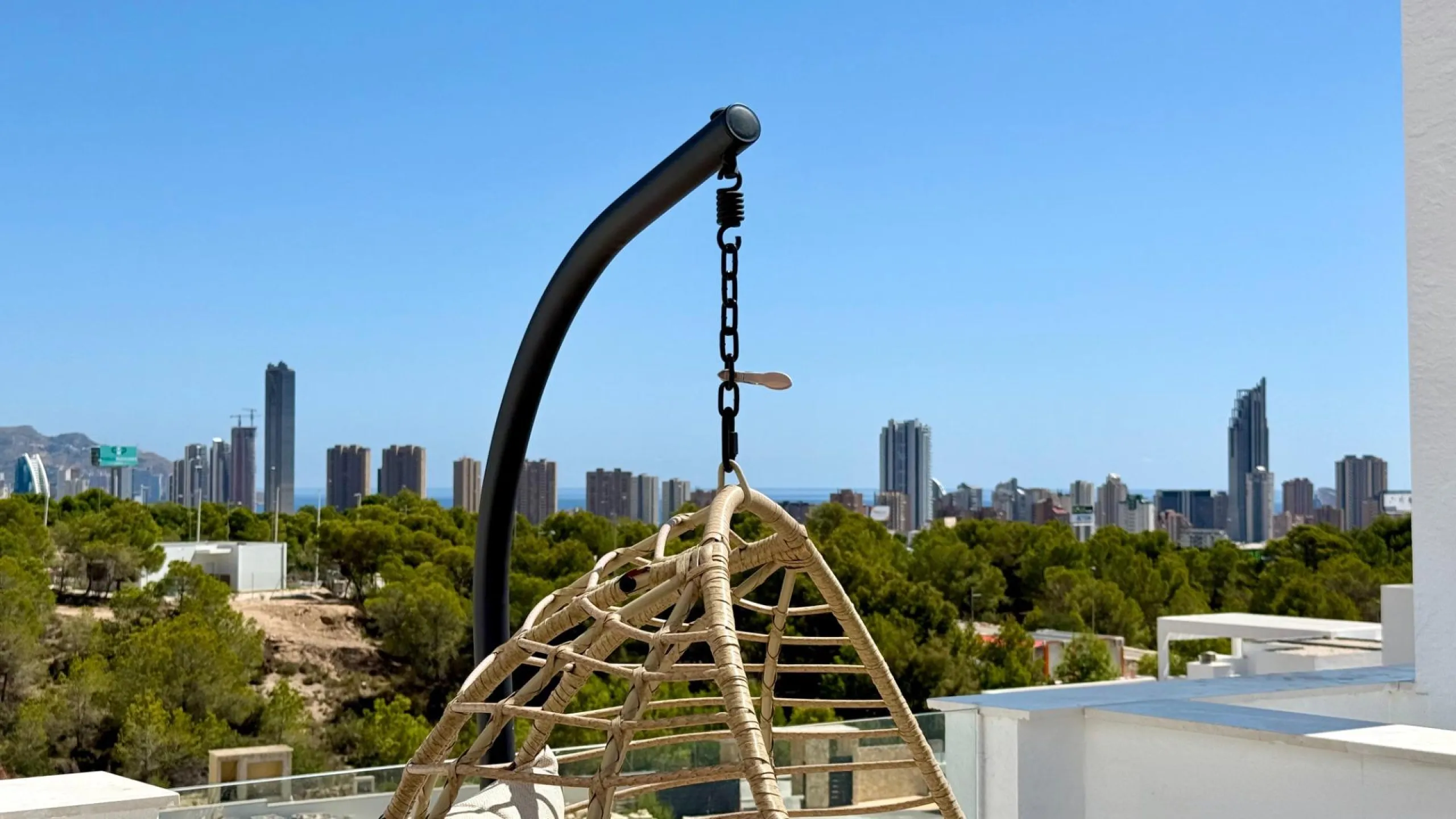 Penthouse de Élite en Mirador Hills Resort, Finestrat — ¡Vida en la Cima!