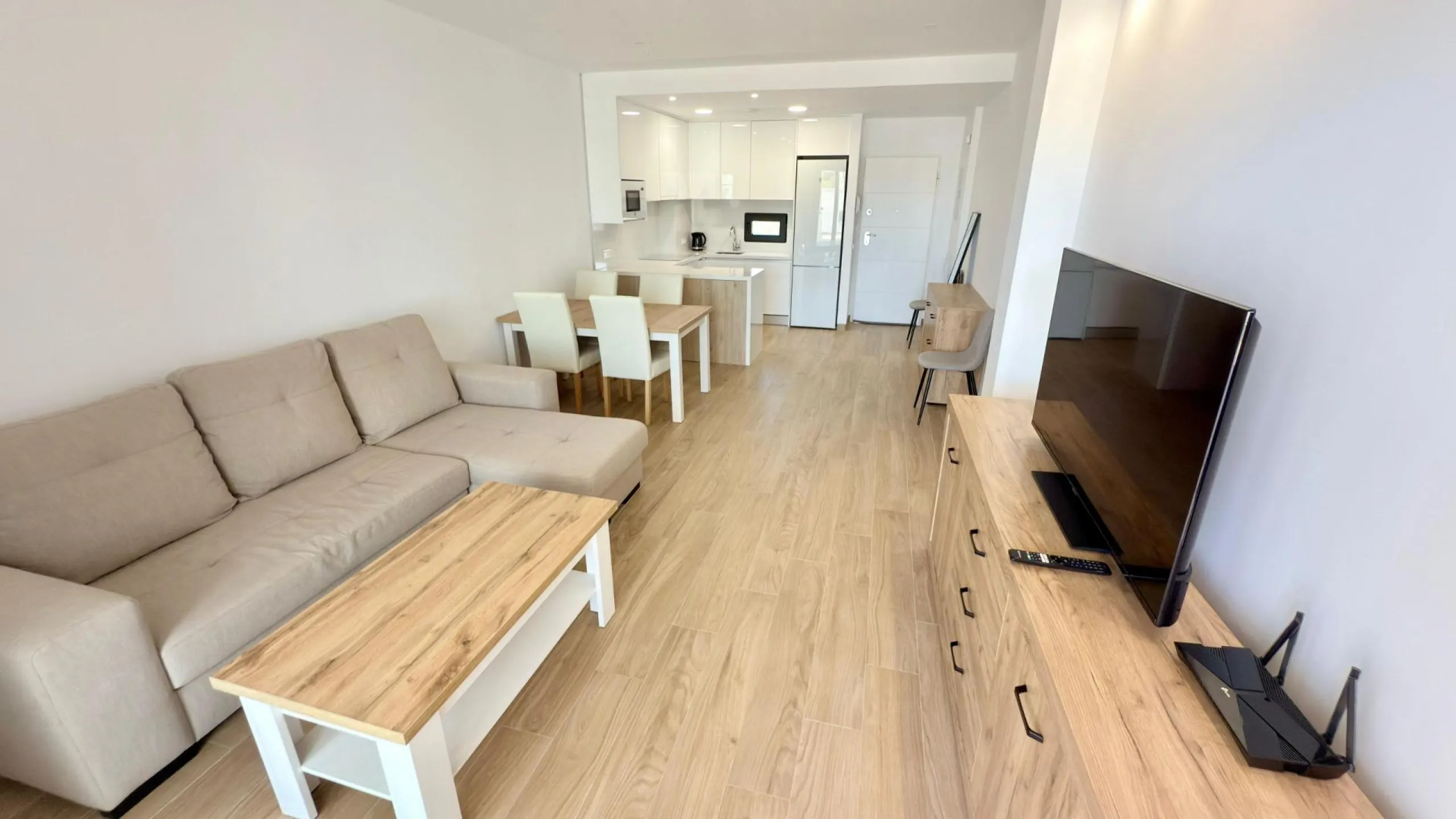 Penthouse de Élite en Mirador Hills Resort, Finestrat — ¡Vida en la Cima!