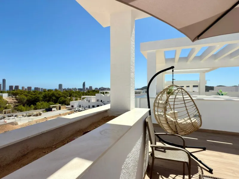 Penthouse de Élite en Mirador Hills Resort, Finestrat — ¡Vida en la Cima!