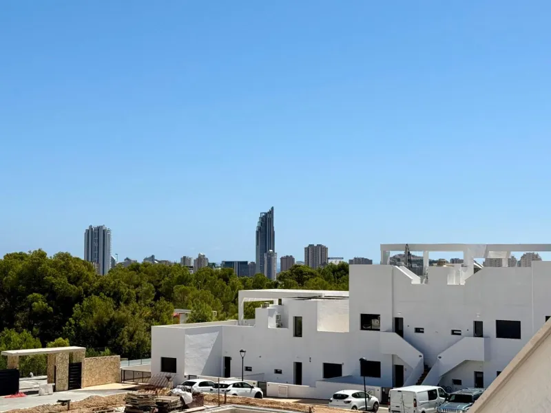 Penthouse de Élite en Mirador Hills Resort, Finestrat — ¡Vida en la Cima!