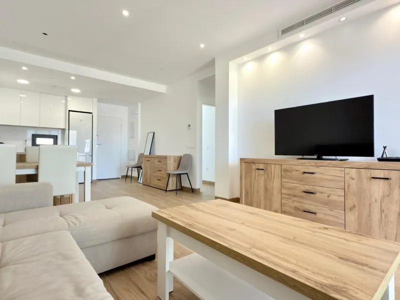 Penthouse de Élite en Mirador Hills Resort, Finestrat — ¡Vida en la Cima!
