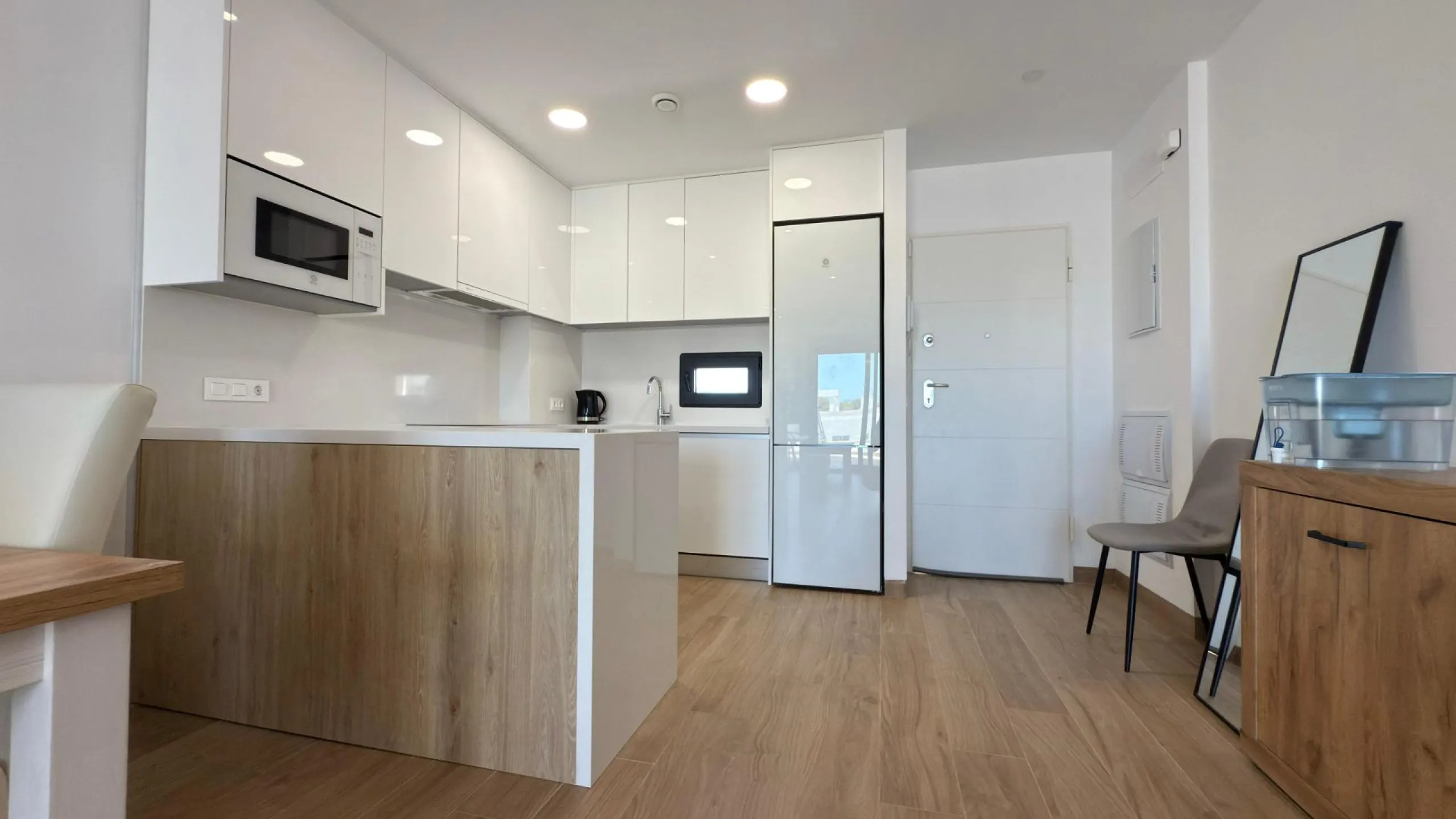 Penthouse de Élite en Mirador Hills Resort, Finestrat — ¡Vida en la Cima!