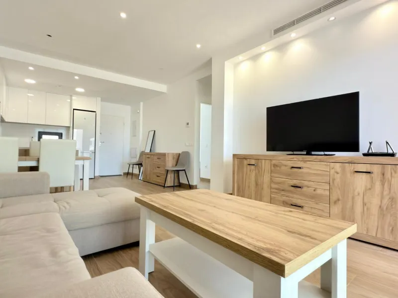Penthouse de Élite en Mirador Hills Resort, Finestrat — ¡Vida en la Cima!