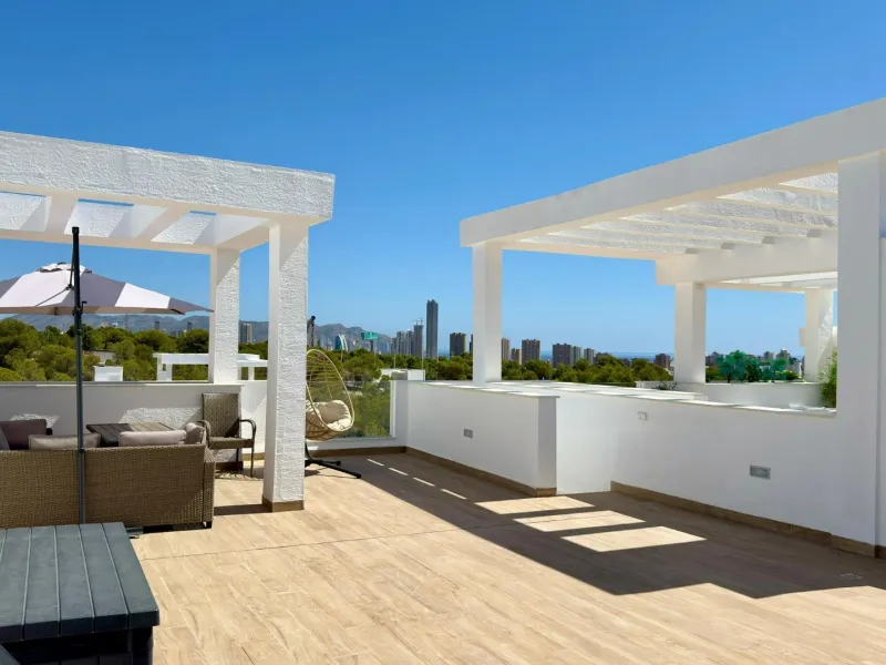 Penthouse de Élite en Mirador Hills Resort, Finestrat — ¡Vida en la Cima!