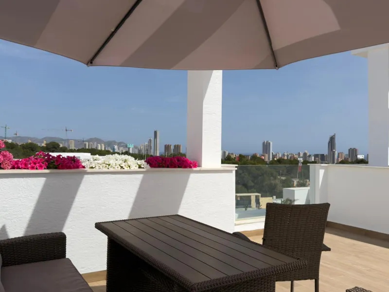 Penthouse de Élite en Mirador Hills Resort, Finestrat — ¡Vida en la Cima!