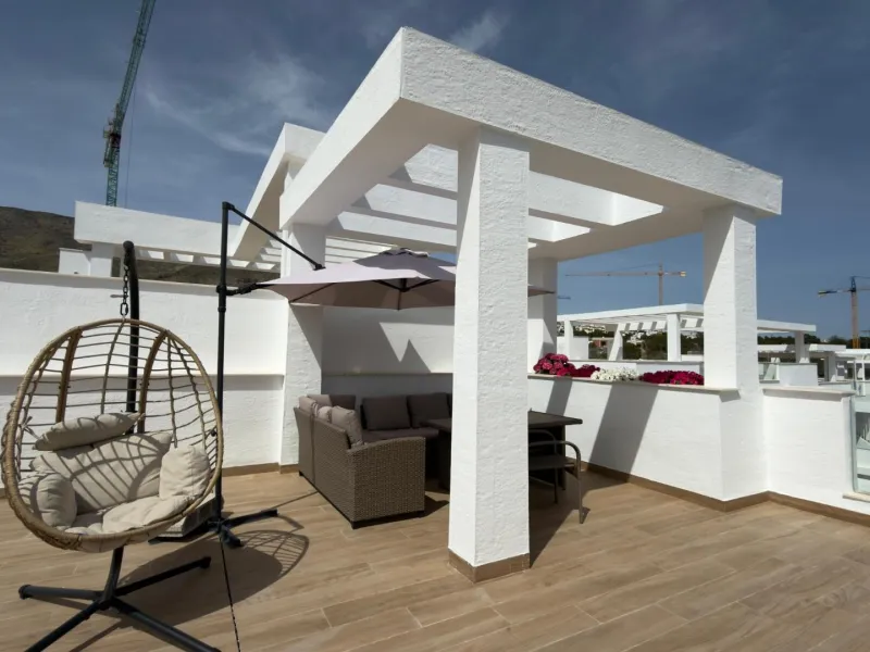 Penthouse de Élite en Mirador Hills Resort, Finestrat — ¡Vida en la Cima!