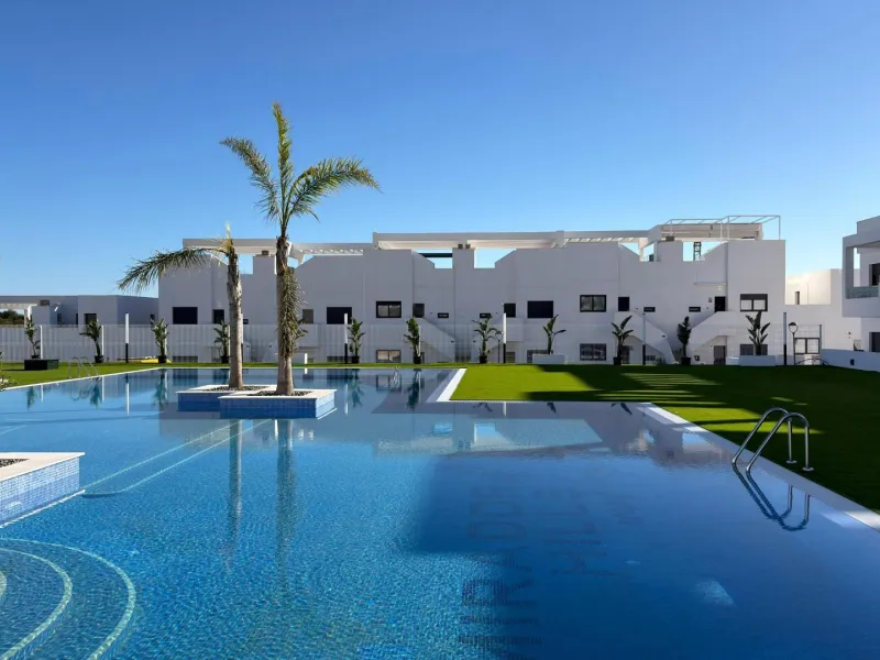Penthouse de Élite en Mirador Hills Resort, Finestrat — ¡Vida en la Cima!