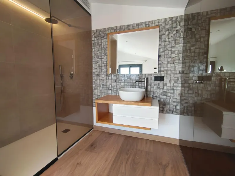 Designer villa with sea views