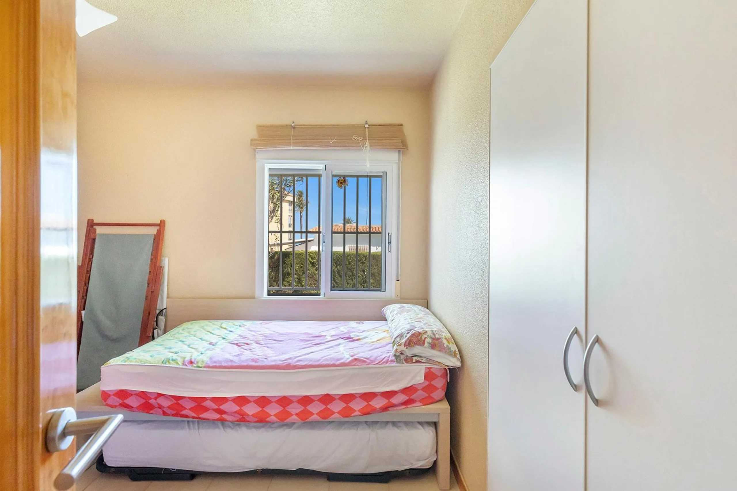 VILLA EN PUNTA PRIMA A 100 METROS DE PLAYA CON SUPERFICIE 212 M2. CON PARCELA DE 442 M2. CON PISCINA PRIVADA.