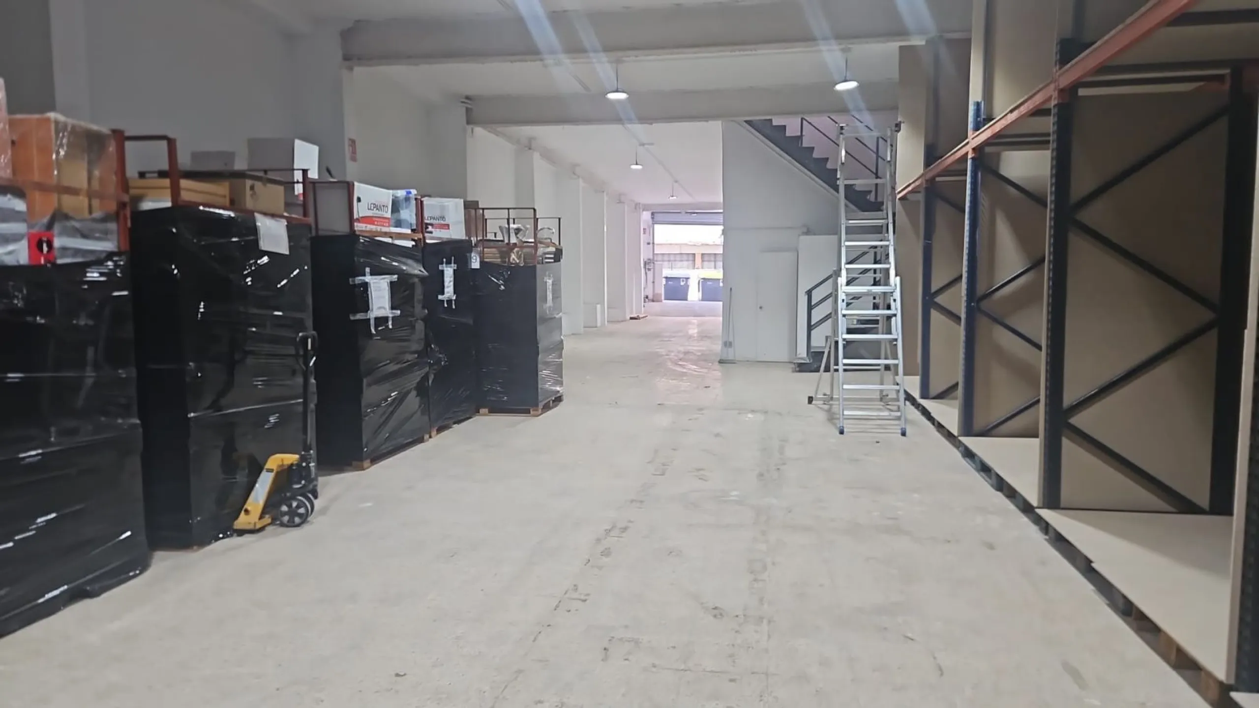 Spacious Commercial Premises for Sale in Sabadell, Barcelona