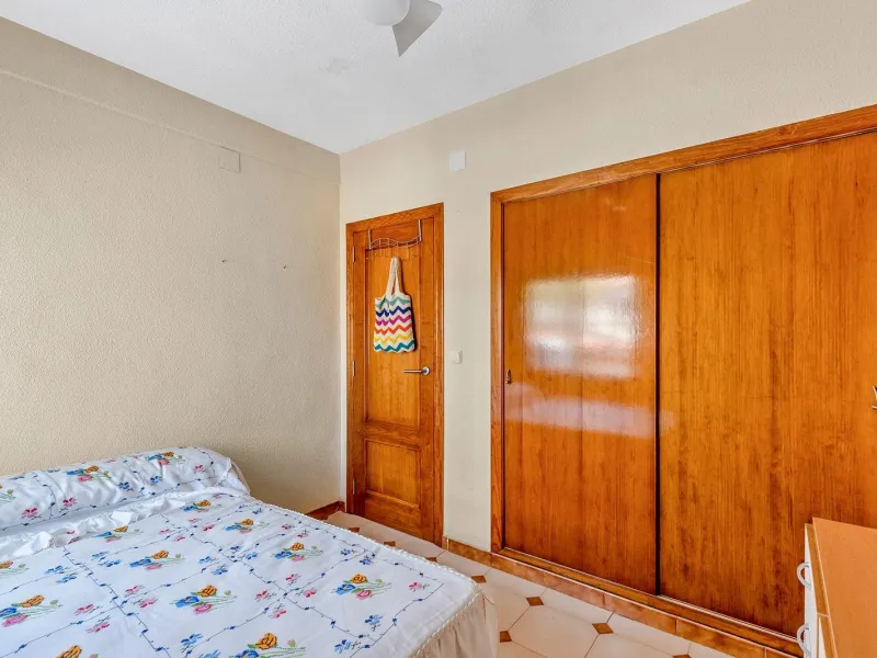 VILLA EN PUNTA PRIMA A 100 METROS DE PLAYA CON SUPERFICIE 212 M2. CON PARCELA DE 442 M2. CON PISCINA PRIVADA.