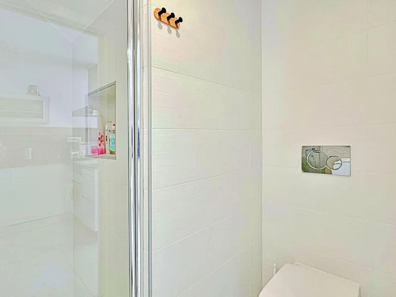 BUNGALOW EN LOS BALCONES CON ENORME SOLARIUM. 3 DORM. 3 BAÑOS. 113 M2 SUPERFICIE. PISCINA COMUNITARIA.