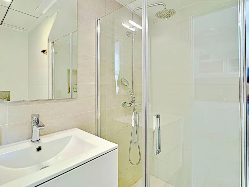 BUNGALOW EN LOS BALCONES CON ENORME SOLARIUM. 3 DORM. 3 BAÑOS. 113 M2 SUPERFICIE. PISCINA COMUNITARIA.