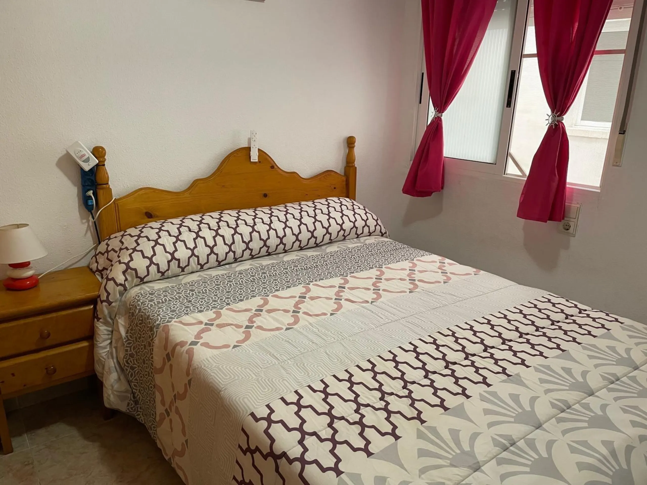 Charming Apartment in Torrevieja - Parque de las Naciones 🌞 2 bedrooms 1 bathroom with pool and garage