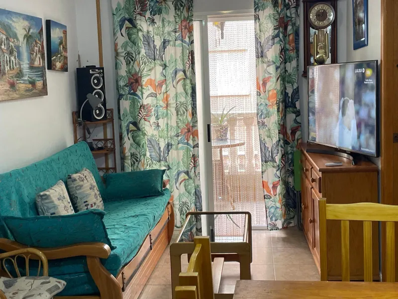 Charming Apartment in Torrevieja - Parque de las Naciones 🌞 2 bedrooms 1 bathroom with pool and garage