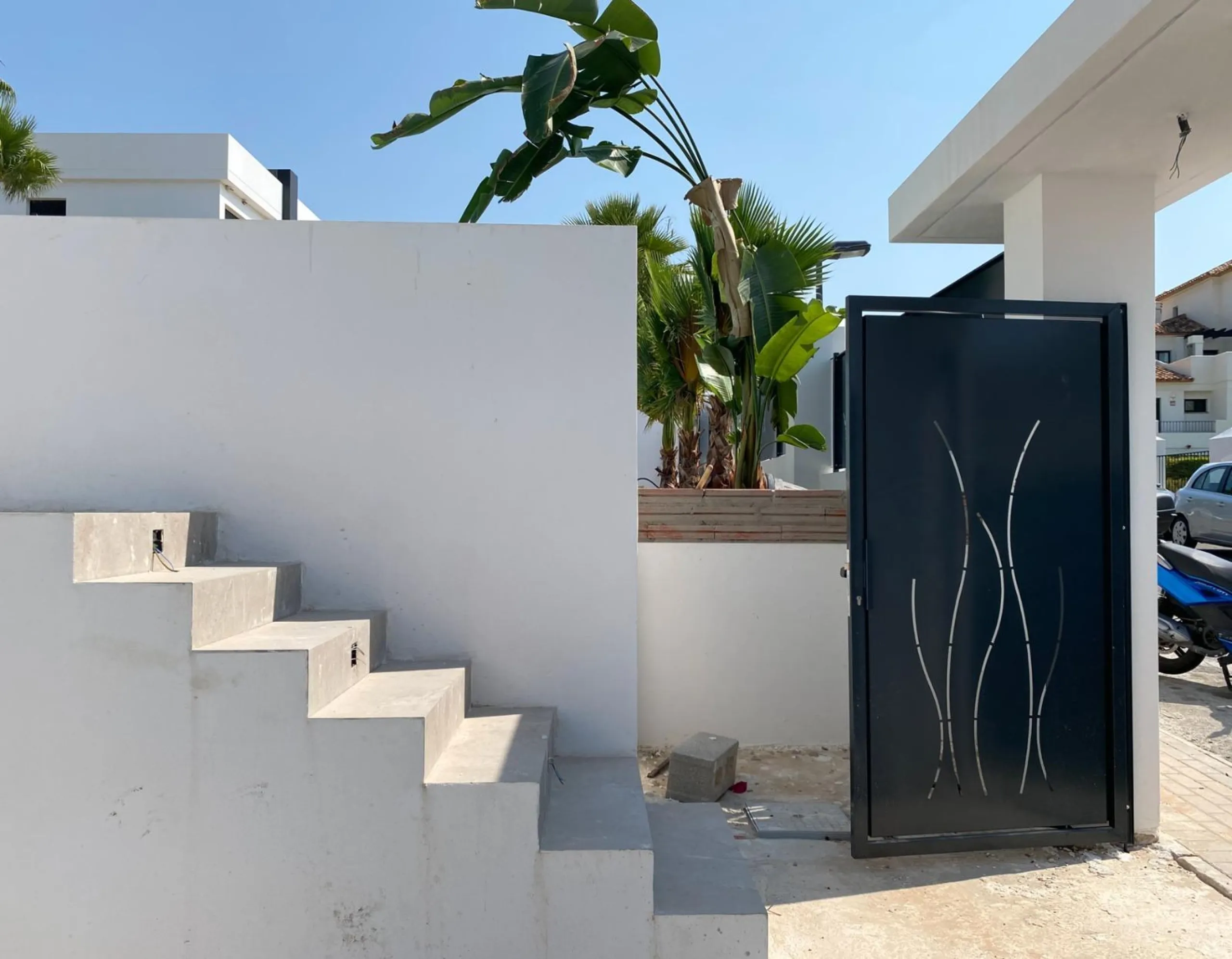 ¡Descubre tu nuevo hogar en Sierra Cortina, Finestrat! ☀️