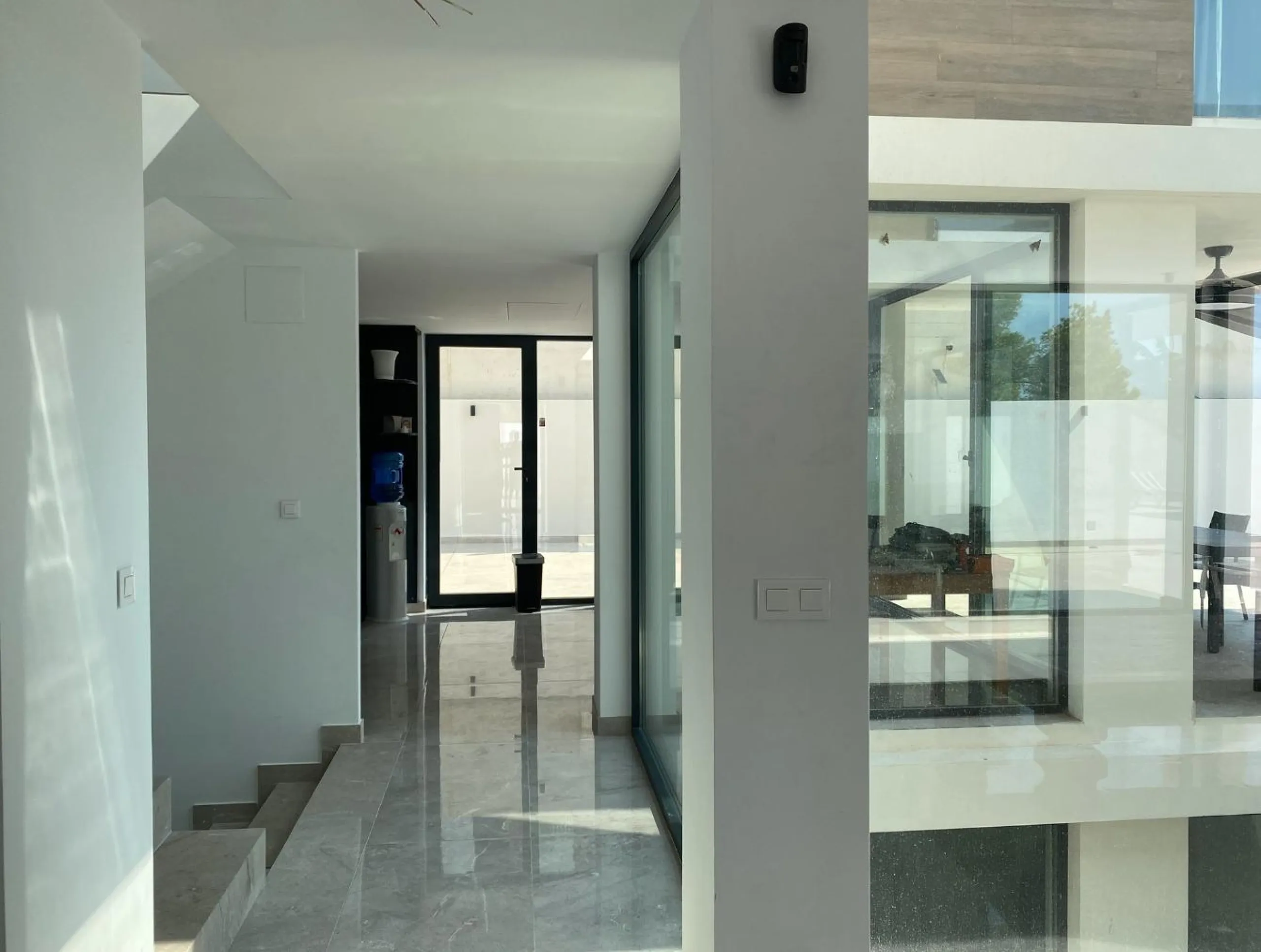 ¡Descubre tu nuevo hogar en Sierra Cortina, Finestrat! ☀️