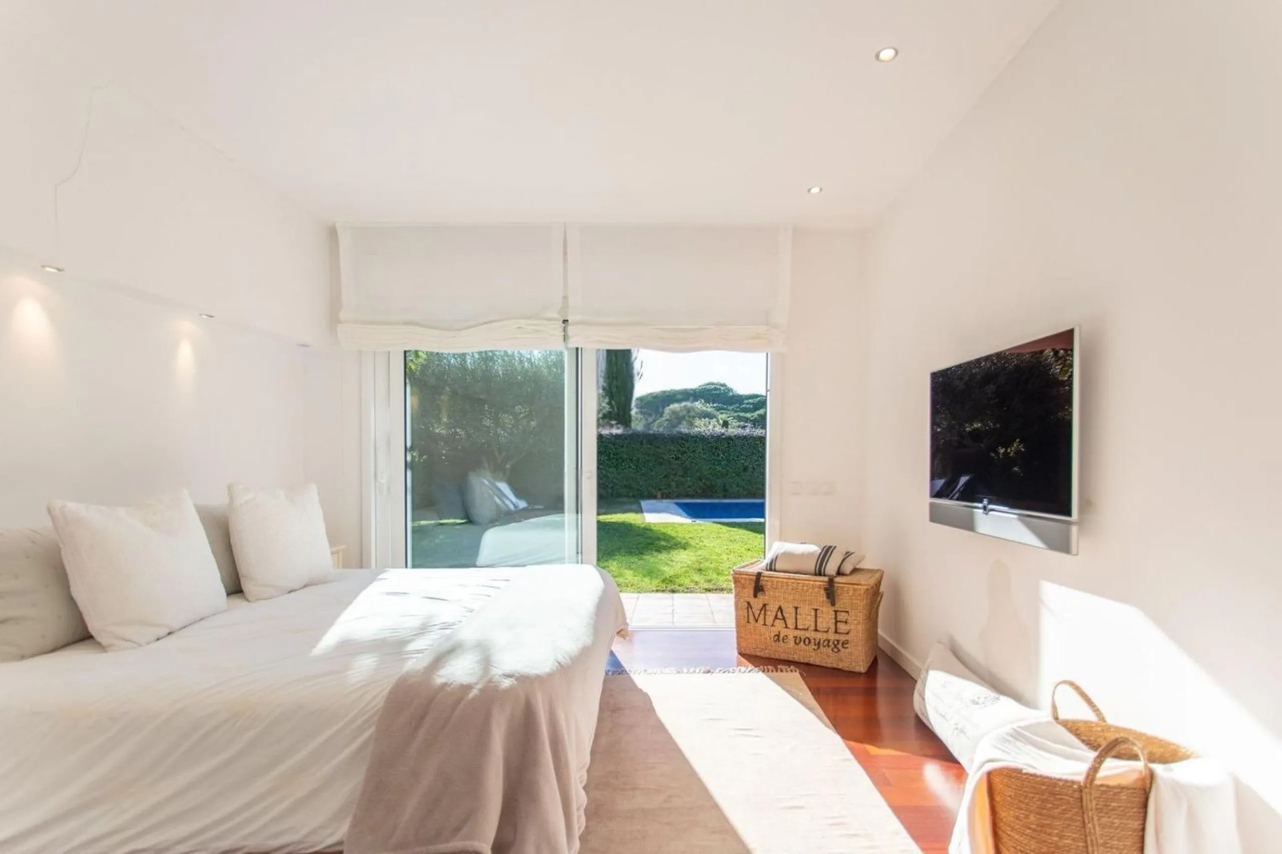 Vivienda unifamiliar de lujo con piscina en Sant Vicenc de Montalt, Barcelona