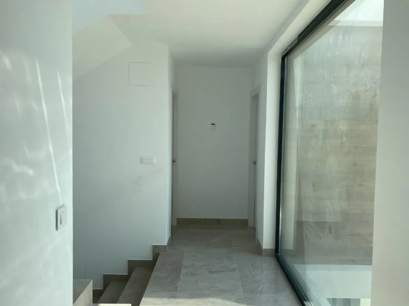 ¡Descubre tu nuevo hogar en Sierra Cortina, Finestrat! ☀️