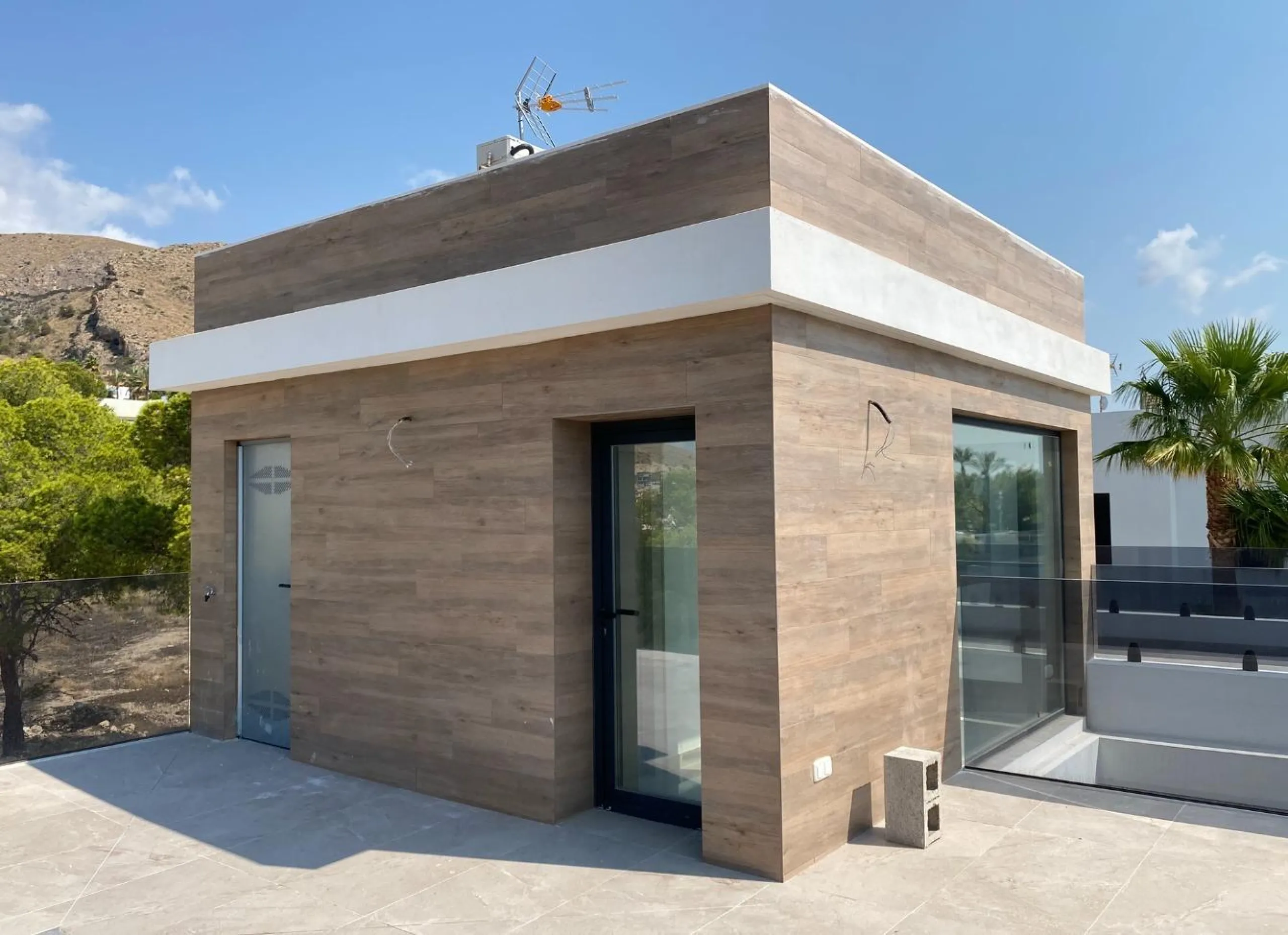¡Descubre tu nuevo hogar en Sierra Cortina, Finestrat! ☀️