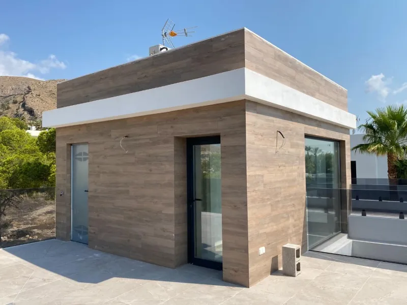 ¡Descubre tu nuevo hogar en Sierra Cortina, Finestrat! ☀️