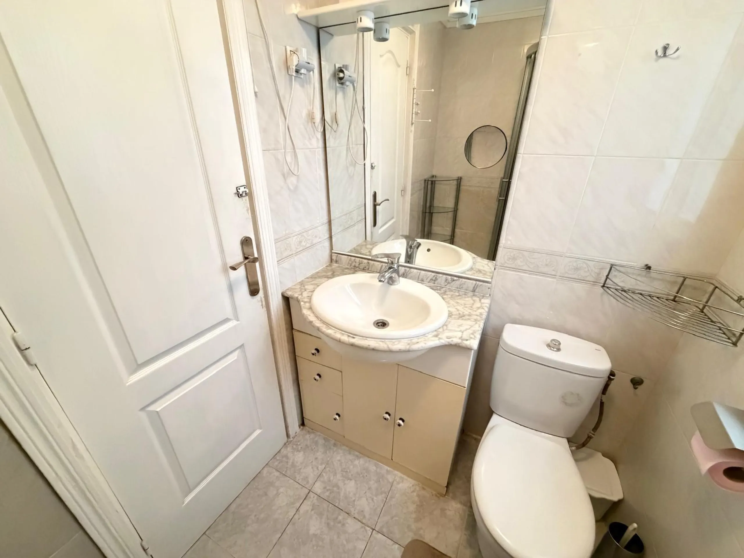 APARTAMENTO A 500 METROS DE PLAYA DEL CURA CON SUPERFICIE DE 44 M2. 1 DORM. 1 BAÑO.