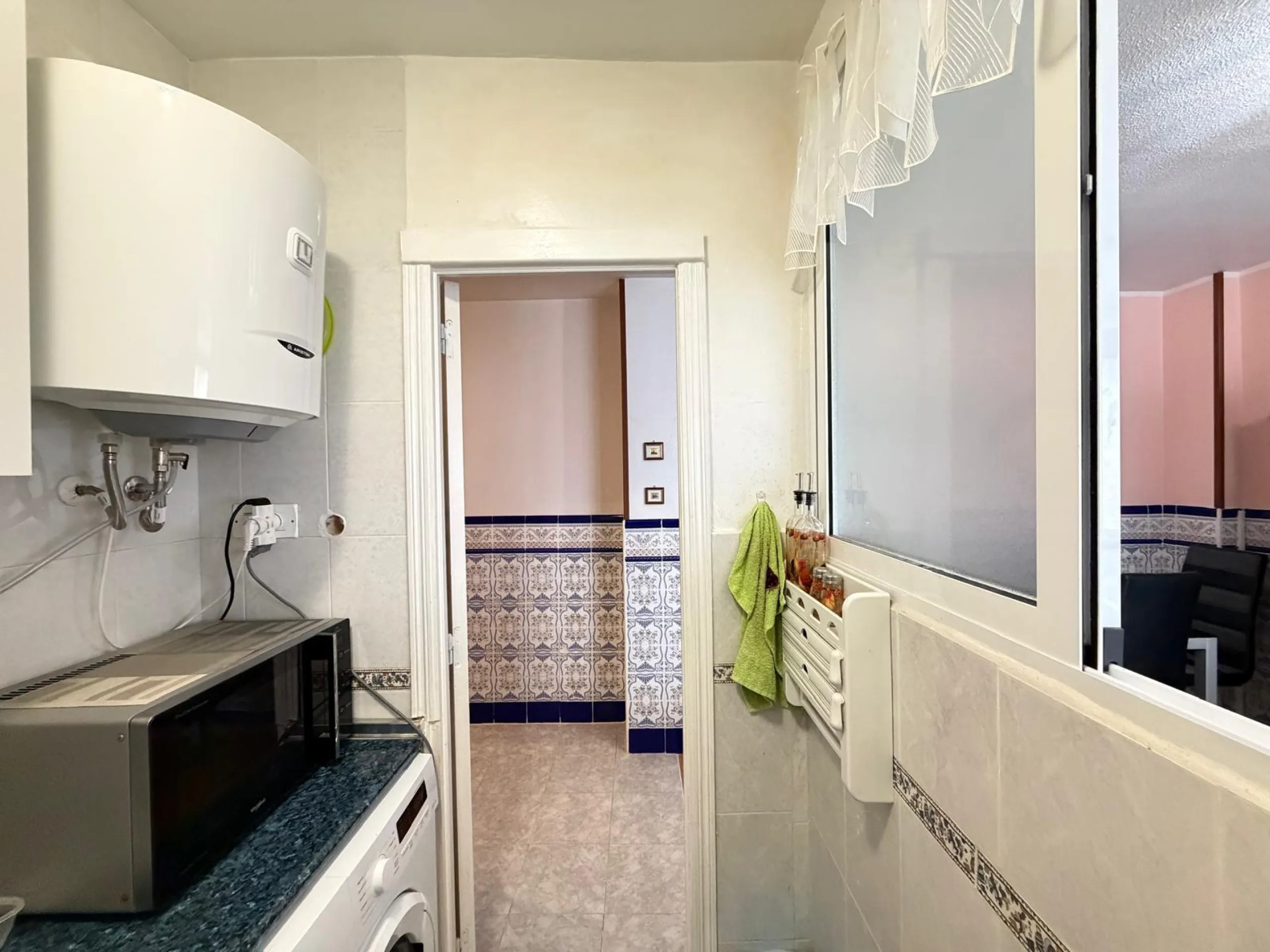 APARTAMENTO A 500 METROS DE PLAYA DEL CURA CON SUPERFICIE DE 44 M2. 1 DORM. 1 BAÑO.