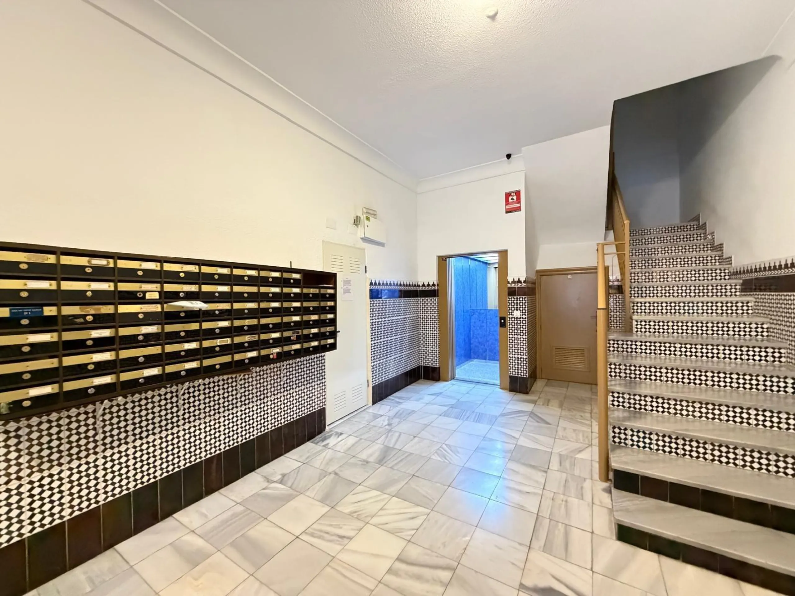 APARTAMENTO A 500 METROS DE PLAYA DEL CURA CON SUPERFICIE DE 44 M2. 1 DORM. 1 BAÑO.