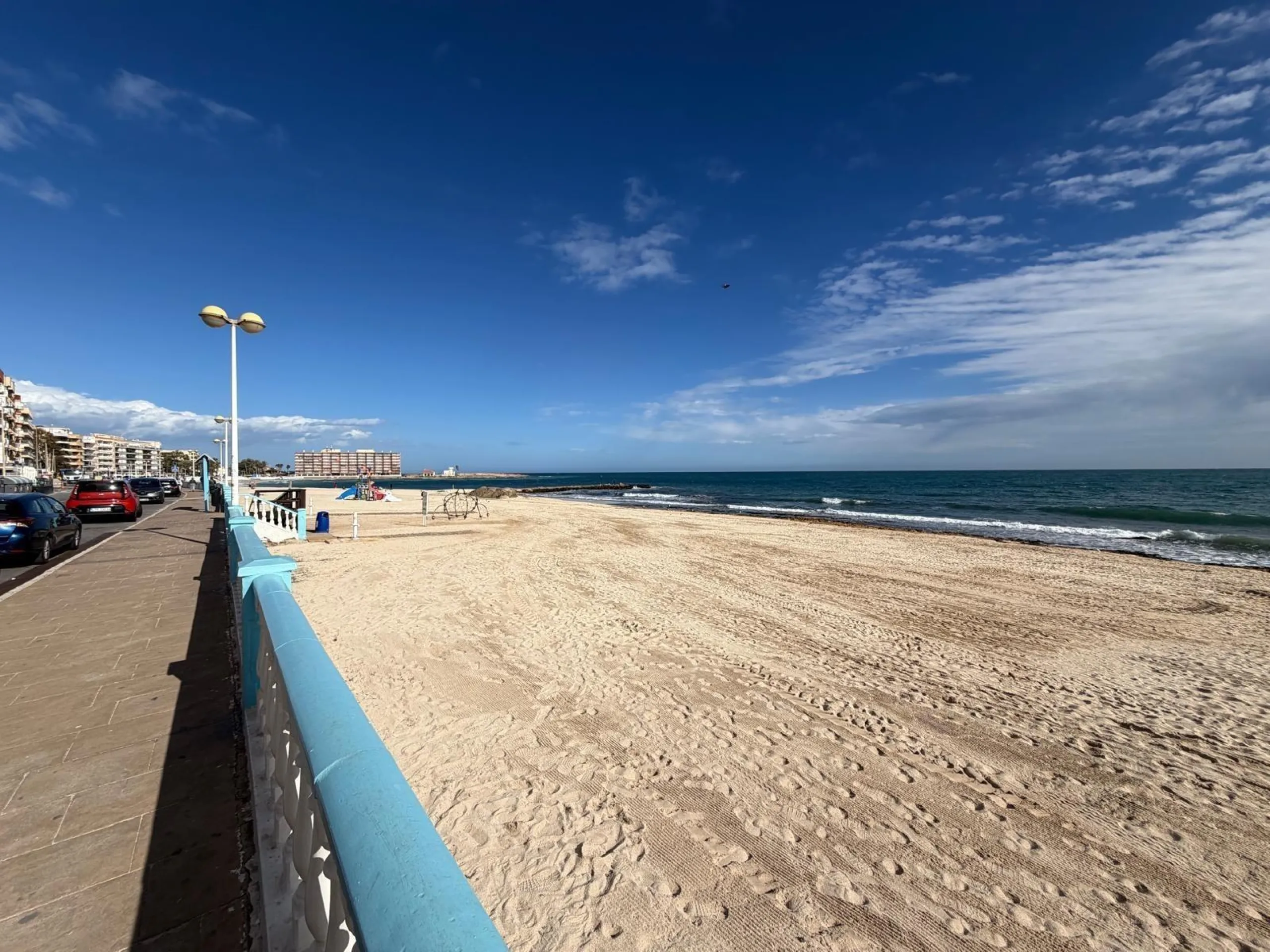 APARTAMENTO A 500 METROS DE PLAYA DEL CURA CON SUPERFICIE DE 44 M2. 1 DORM. 1 BAÑO.